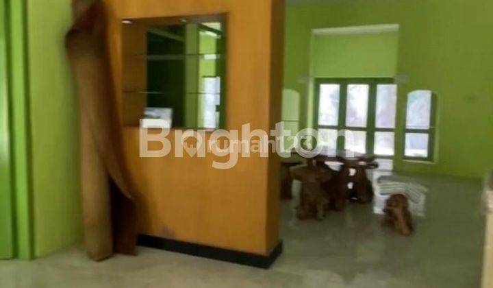 Rumah Cocok untuk Usaha di Nginden Intan Tengah 2