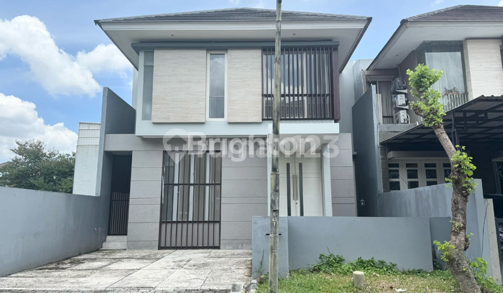Modern Minimalist Elite House Graha Famili
