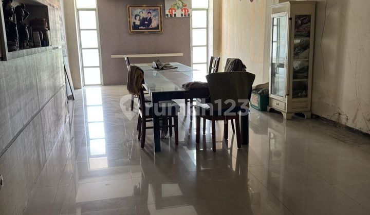 ZERO SHOPHOUSE ON HR. MUHAMMAD COMMERCIAL MAIN ROAD, SURABAYA 2