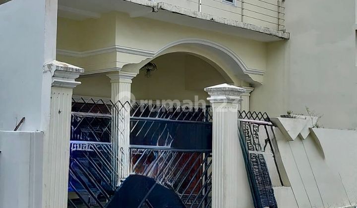 Rumah Darmo Permai 2 Lantai, Siap Huni, Lokasi Strategis