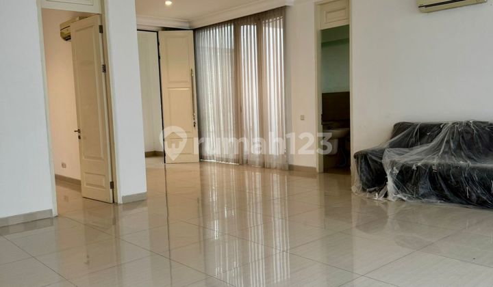 Rumah Kawasan Elite Lariz~ Pakuwon Siap Huni 2