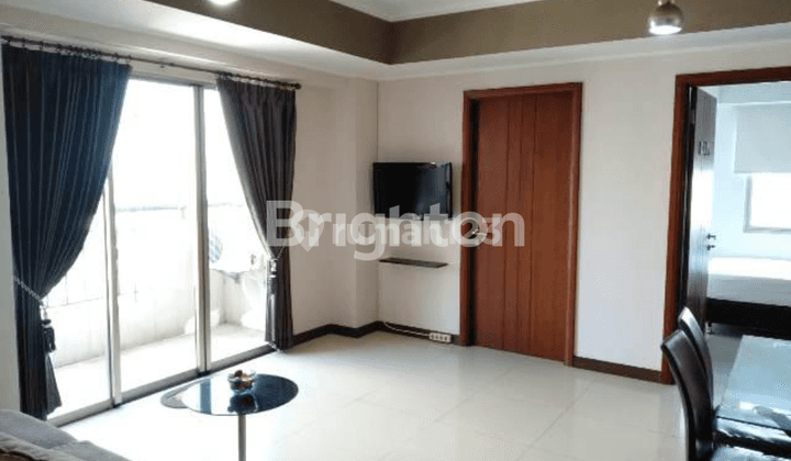 BEST POOL AND CITY VIEW APARTEMEN WATERPLACE SURABAYA 1