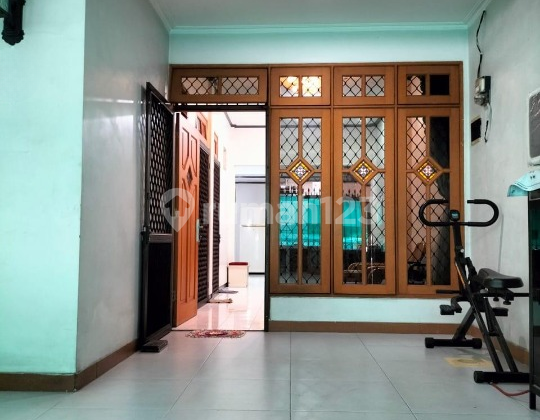 1.5-STORY READY-TO-OCCUPY HOUSE IN DARMO PERMAI