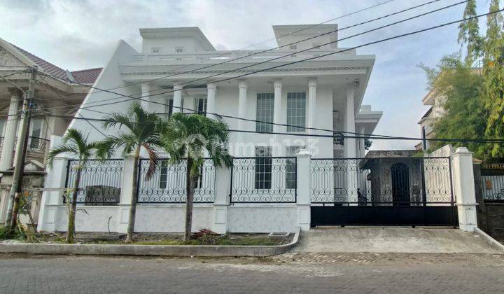 Murah!! Rumah Baru American Classic Design Gayungsari Barat Terdekat Menuju Jalan Ahmad Yani Surabaya 1