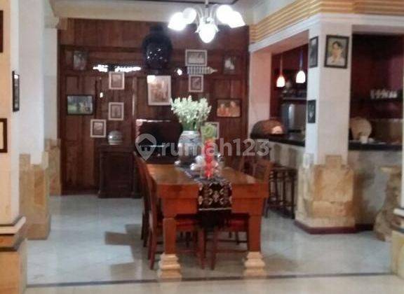 DIJUAL RUMAH MEWAH FULL FURNISHED DI GATSU BARAT 2