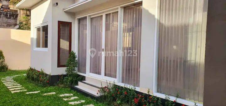 DIJUAL CEPAT RUMAH BARU DI GIANYAR, BALI 1