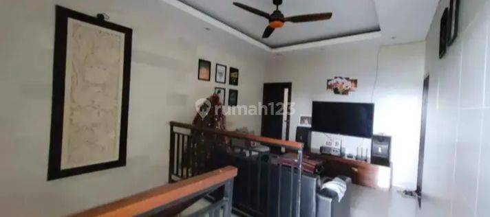 DIJUAL RUMAH SIAP HUNI 2 LANTAI DI PEMOGAN  2