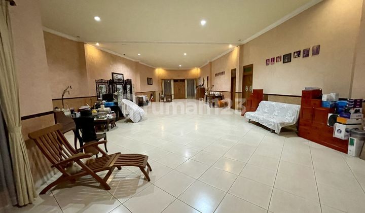 SHOP SHOP AND HOUSE FOR SALE QUICKLY ON HIGHWAY MAIN SINGARAJA 