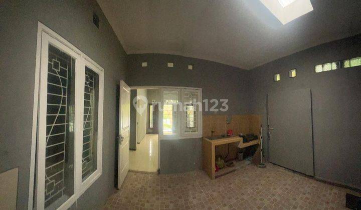 Disewakan Rumah Strategis area Sulfat Malang 4