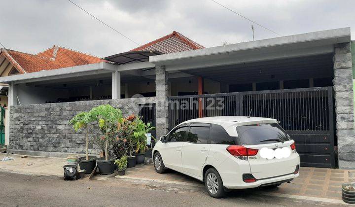 Dijual Rumah Dengan Bangunan Kokoh Modern di Arjosari, Malang 8