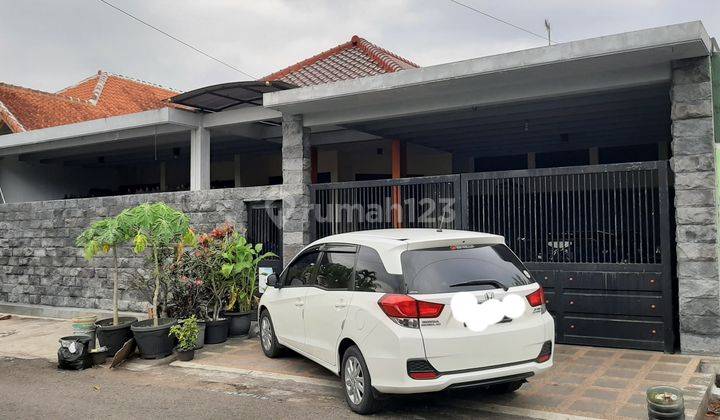 Dijual Rumah Dengan Bangunan Kokoh Modern di Arjosari, Malang 9