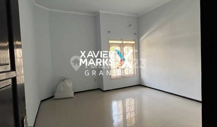 Disewakan Rumah 2 Lantai di Jl Bunga² Tengah Kota Malang 2