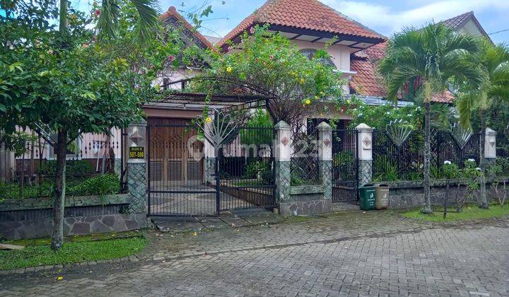 Dijual Rumah Luas Letak Strategis di Tengah Kota, Malang 1