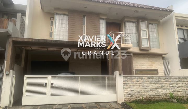 Dijual Rumah Full Furnished di Istana Dieng, Malang Dijual Rumah Full Furnished di Istana Dieng, Malang