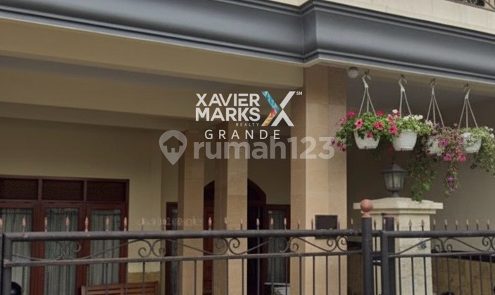 Dijual Rumah 2 Lantai di Jalan Logam Logam, Tengah Kota Malang Dijual Rumah 2 Lantai di Jalan Logam Logam, Tengah Kota Malang