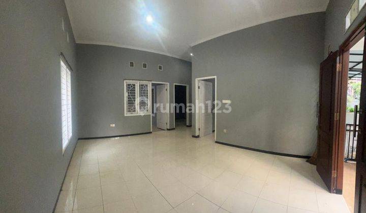 DISEWAKAN RUMAH LOKASI SULFAT BLIMBING MALANG 4