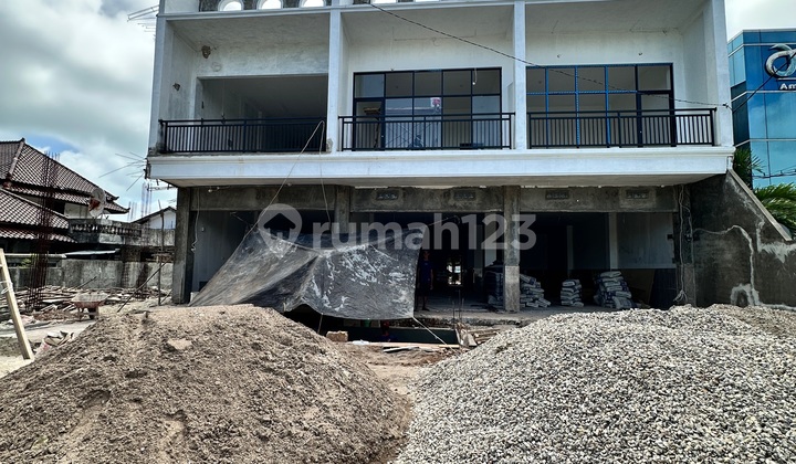 SHOPHOUSE IN FRONT OF LIPPO PLAZA