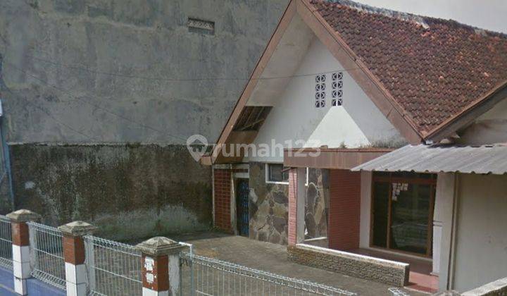 Dijual Rumah Tua Hitung Tanah Di Pusat Kota Cianjur Jawa Barat
 1
