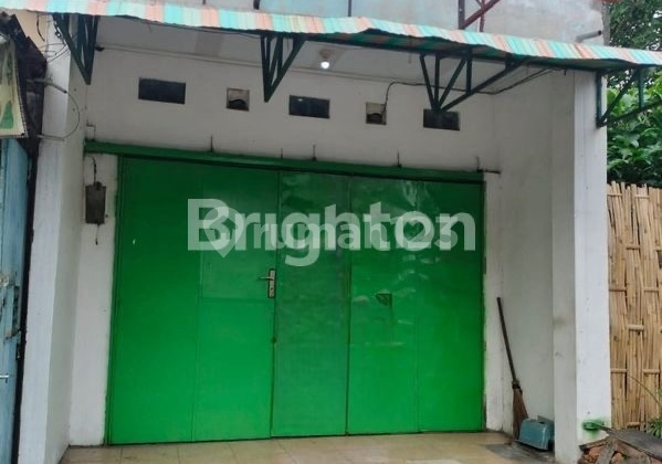 Cheap House Rent in Solo Near Nusukan Market Banjarsari