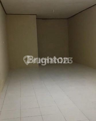 Strategic Ready-to-Use Shop House for Rent in South Magelang