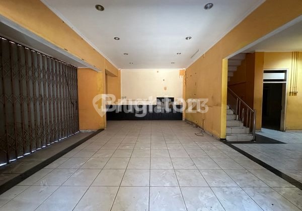 Strategic Commercial Space for Rent in Punggawan Banjarsari, Solo