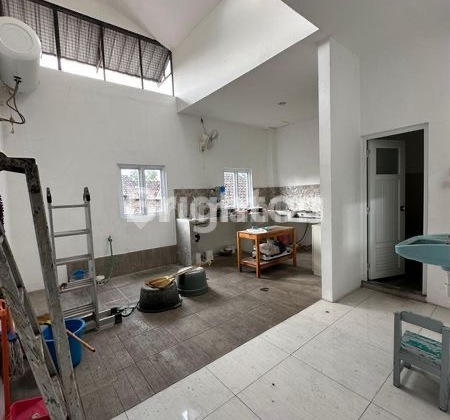 Affordable Strategic Shop House Rental Mojosongo Jebres Solo 2