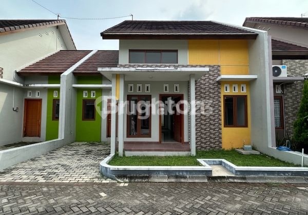 Rumah Cluster Murah Siap Huni Solo Baru Grogol Sukoharjo