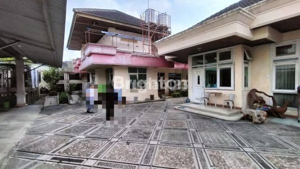 Rumah Mewah Murah Strategis Di Pusat Kota Magelang Tengah 1