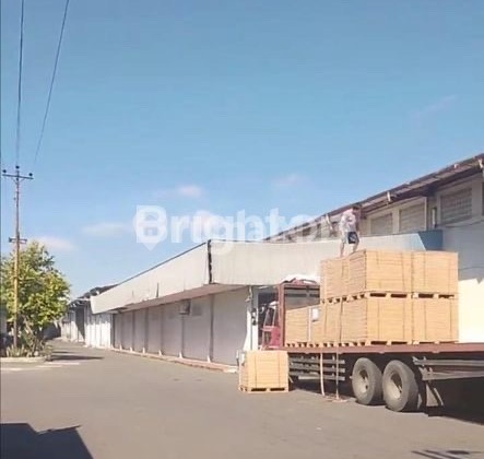 Affordable Warehouse with Container Access in Pucangsawit, Jebres, Solo Affordable Warehouse with Container Access in Pucangsawit, Jebres, Solo
