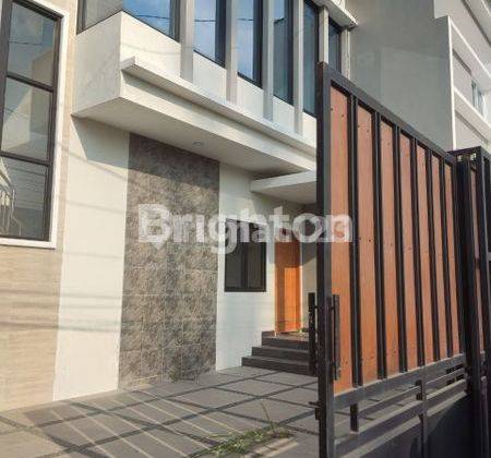 Rumah Minimalis Modern Di Gedongan Colomadu Solo 2