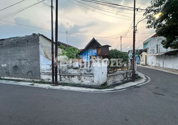 Rumah Hitung Tanah Hook Murah Solo Laweyan 2