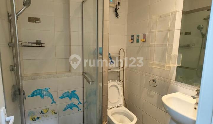 Beautiful Ready-to-Occupy House for Sale in Greenlake City Tangerang Beautiful Ready-to-Occupy House for Sale in Greenlake City Tangerang