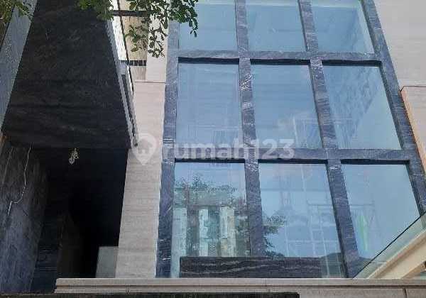 Dijual Rumah Mewah Dan Cantik Di Navapark Bsd