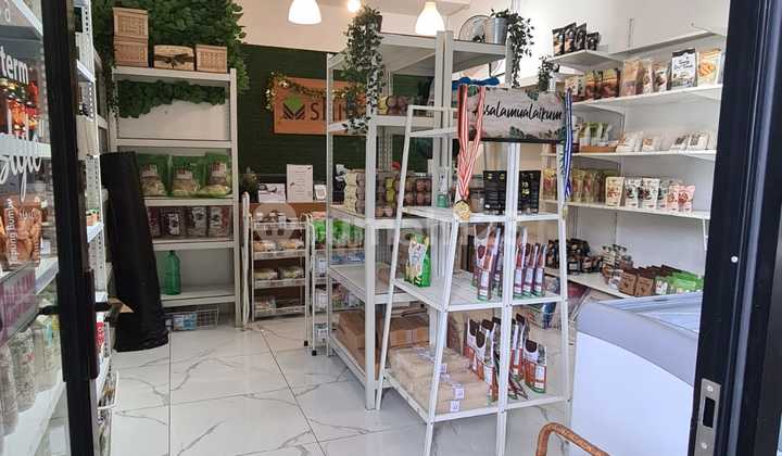 Dijual Cepat Ruko Kawasan Strategis di Granada Square Dijual Cepat Ruko Kawasan Strategis di Granada Square