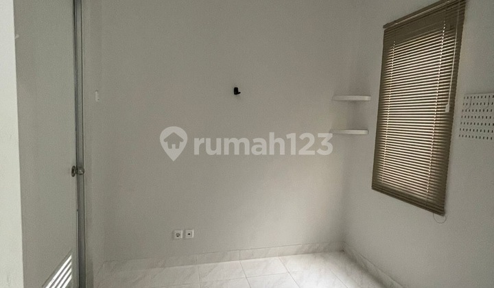 Dijual Rumah Bagus Siap Huni di Malibu Village Gading Serpong