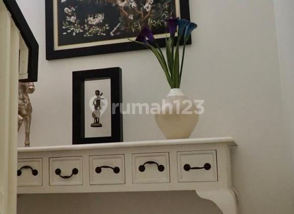 Dijual Rumah Cantik Siap Huni Lokasi Strategis di Residence One BSD