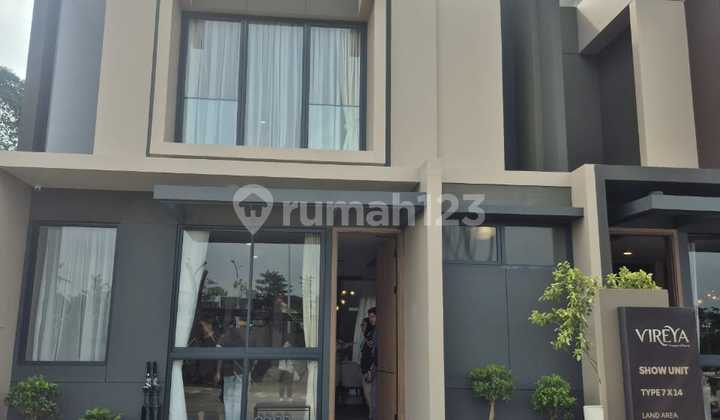 BEAUTIFUL DESIGN HOUSE IN BSD NEW 2-STORY UNIT READY TO OCCUPY