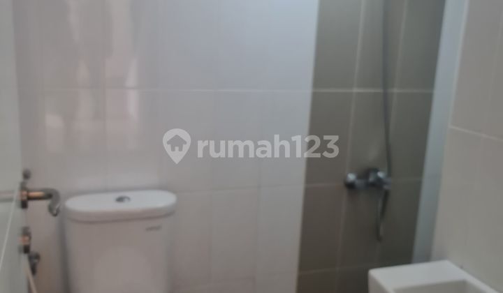 Disewakan Rumah Rapih Dan Strategis Di Cluster Verdi Gading Serpong 2