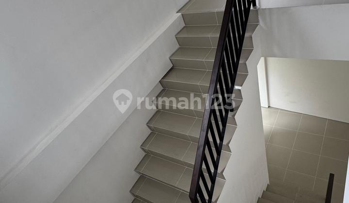 Disewakan Ruko Lokasi Strategis dan Bagus di La Vallee Citra Garden Serpong Cisauk Disewakan Ruko Lokasi Strategis dan Bagus di La Vallee Citra Garden Serpong Cisauk