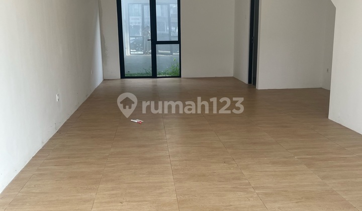 Dijual Ruko Cantik Lokasi Strategis Murah di Park Serpong