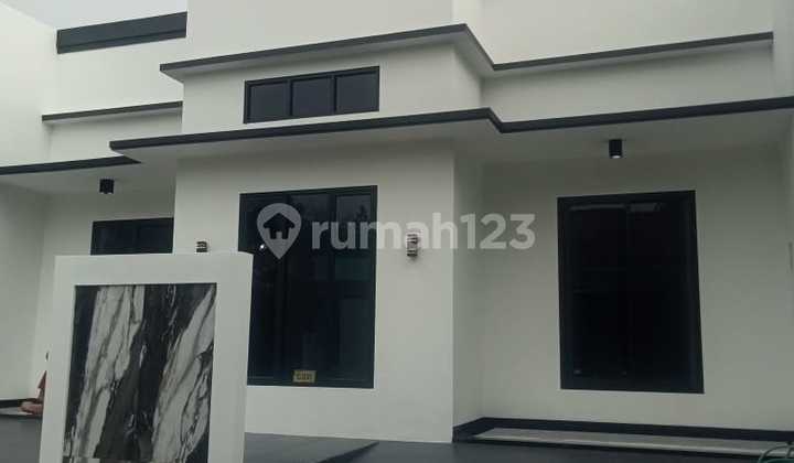 Dijual Rumah Cantik Baru Renovasi Siap Huni di Citra Raya Tangerang