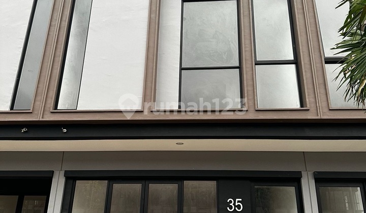 For Rent: Strategic and Affordable Shop House in Park Serpong The Hive