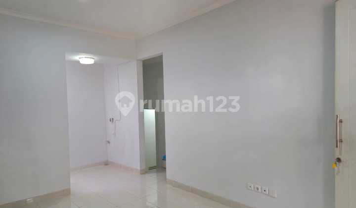 Beautiful House Ready to Live In, Already Renovated, for Sale in Boston Village Gading Serpong 2