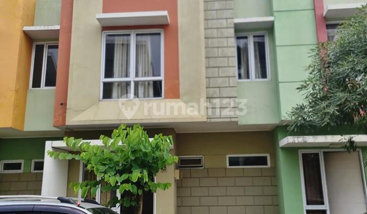 Beautiful Minimalist House in Gading Serpong 2 Floors Ready to Occupy