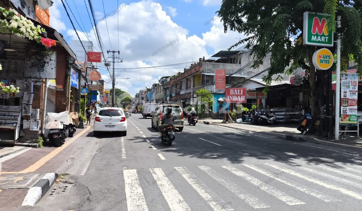 Ruko 3 Lantai di Jalan Utama Wahidin. Pusat Kota Denpasar. Area Pertokoan