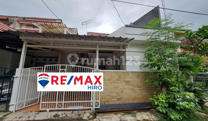 Rumah di Galaxy Bekasi Selatan Rumah di Galaxy Bekasi Selatan