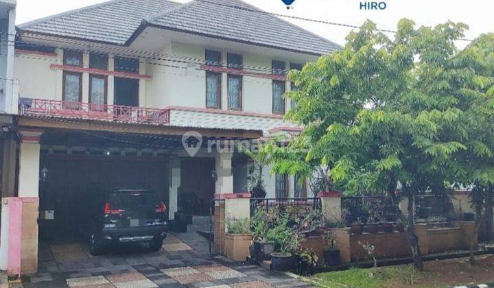 Rumah 2 Lantai Dengan Kolam Renang Di Kemang Pratama 1