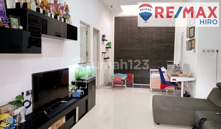 Ready to Move-In Fully Furnished House in Galaxy 2