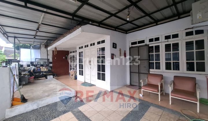 House Around Galaxy 2