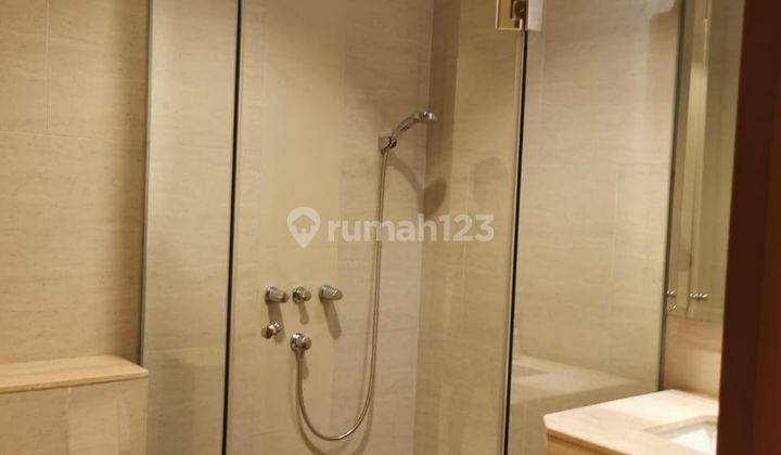 Sewa Apartemen Taman Anggrek Residence Condo 3+1 BR Furnish , Jakarta Barat 2